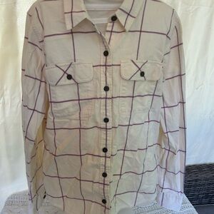 Patagonia Women’s Button-down sz M